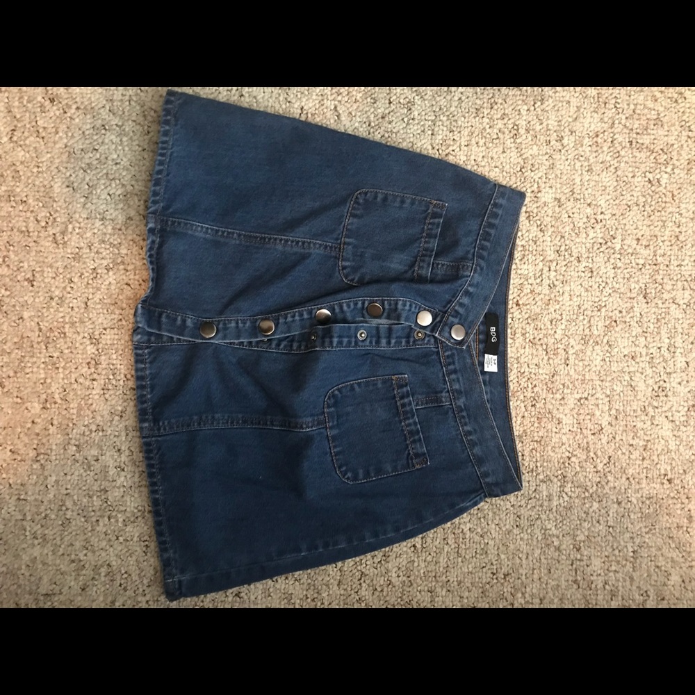 denim skirt